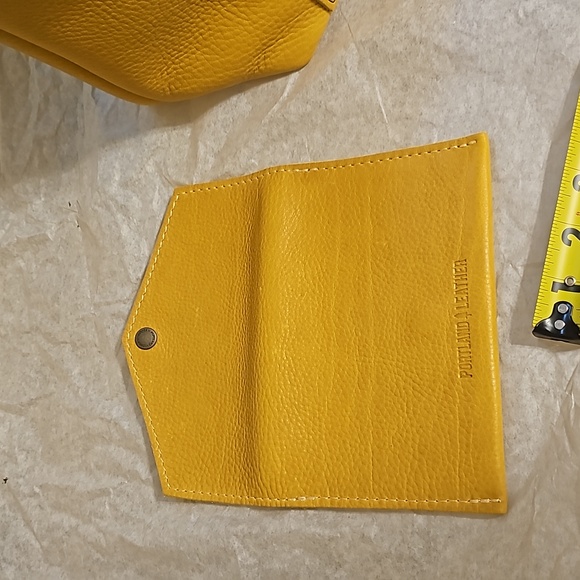 Bundle Portland Leather Large Tote and Large Envelope Wallet - Picture 10 of 10